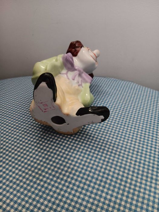 Bibelou din portelan Clovn, Romanesc, Fabricat in comunism la Cluj