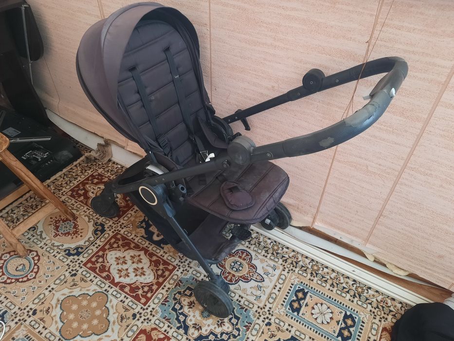 Продам коляску в хорошем состоянии