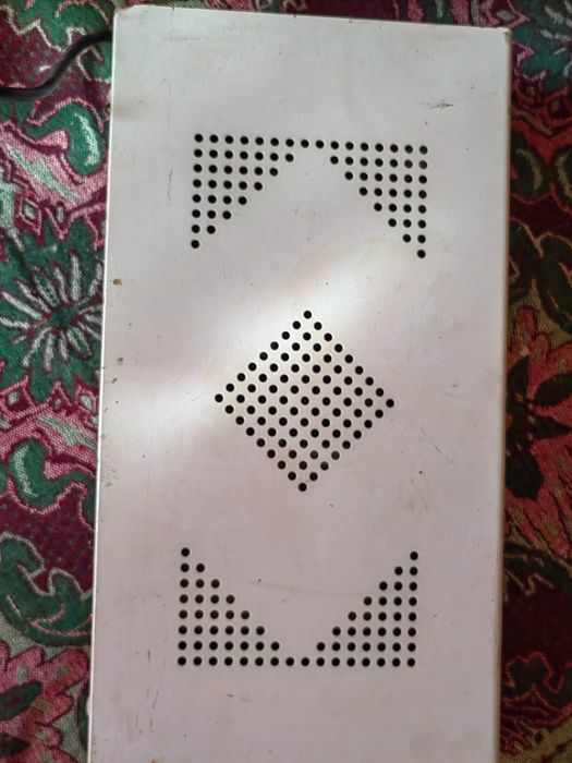 Почти нов стабилизатор на МЦел.напрежението