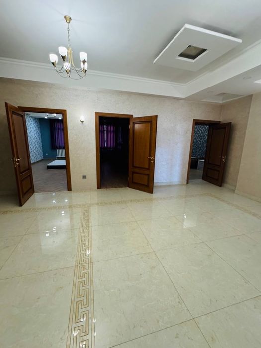 Продается 4х комнатная квартира на Чехова Бон