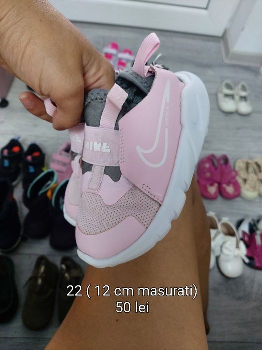 Adidasi fete 20/21/22