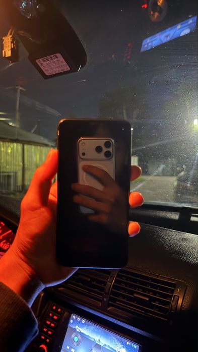 продается iphone XS MAX