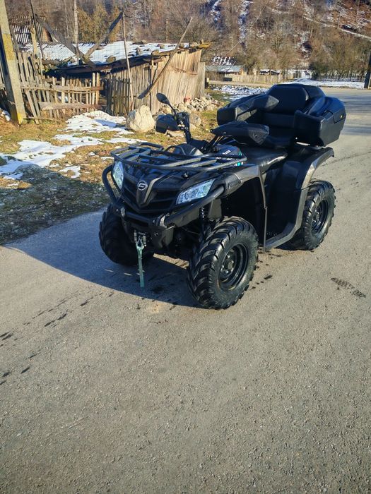Vând atv cf moto