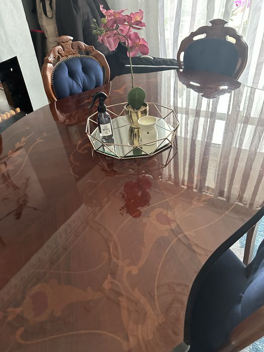 Masa cu scaune lemn nuc