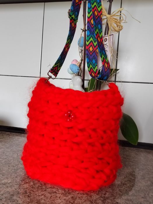 Ръчно плетена чанта