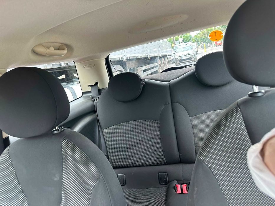 Proprietar | MINI Cooper D LCI (R56) – Pachet Estetic Cooper S