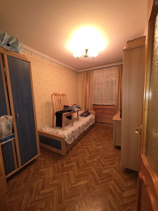 Чиланзар район Метро Мирзо Улугбек 3/3/4 Кирпич, Средний ремонт