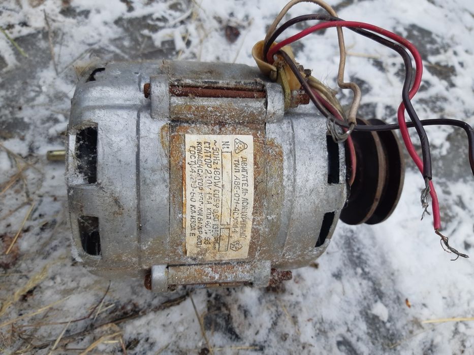 Продам электродвигателя