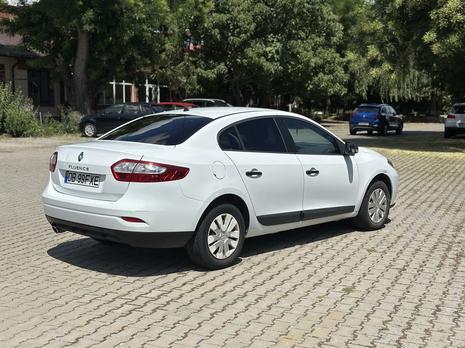 RENAULT Fluence 0 — imagine 4