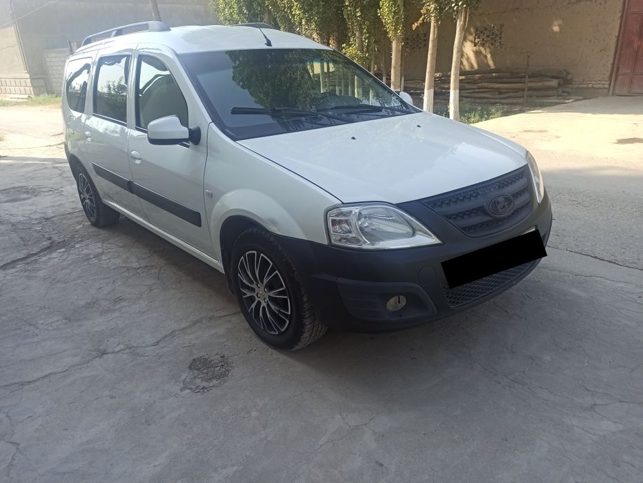 Лада ларгус. 2019