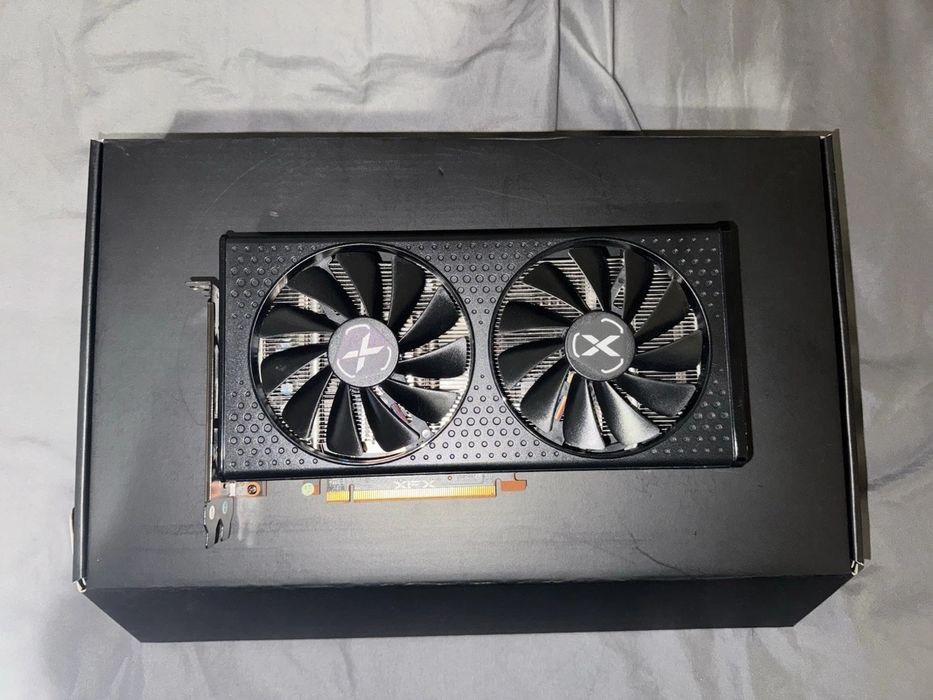 Placa video AMD FXF 6650XT 8GB