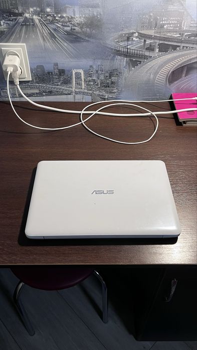 asus ноутбук, рабочий