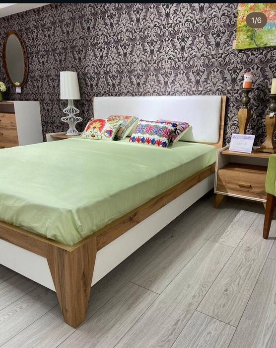 Кровать двухместная вместе с матрасом