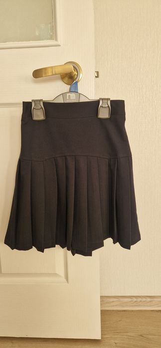 Продам школьную юбку