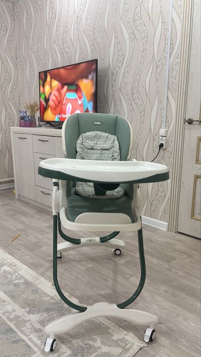 Kidilo.Стульчик для кормления