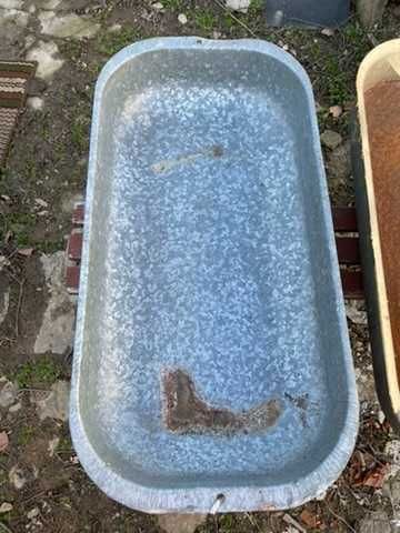 Поцинковано корито