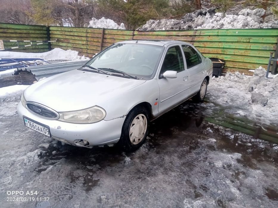 Форд мондео в отличном состояние