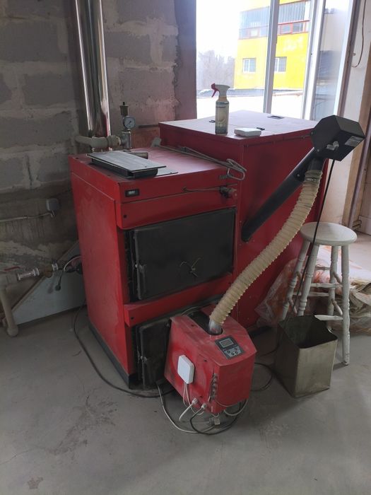 Продавам пелетна камина 40 Kw