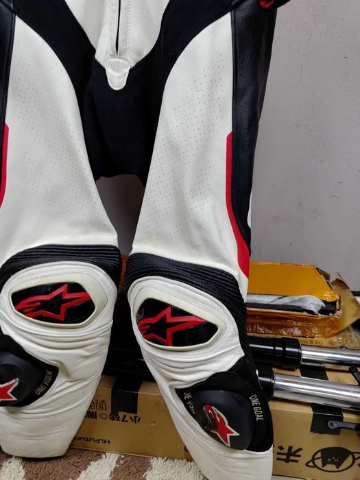 Кожен мото екип Alpinestars GP Pro white red 52