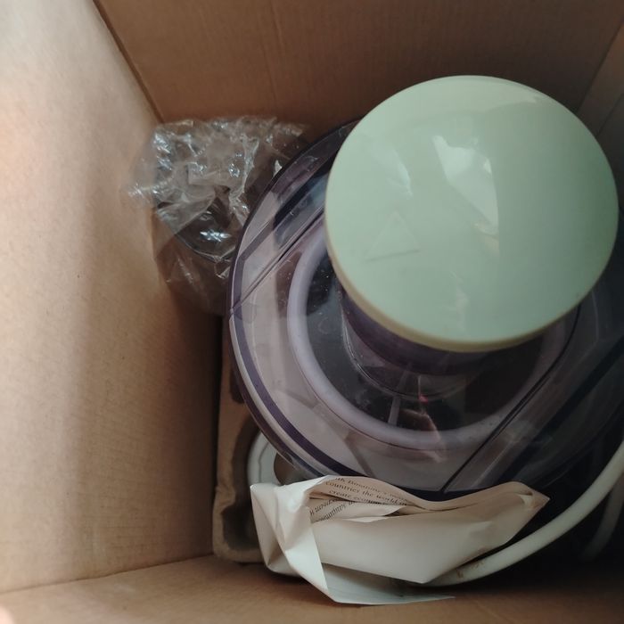 Соковыжималка в отличном состоянии