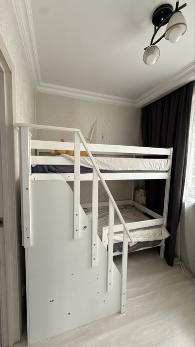 Продам двухярустный кровать