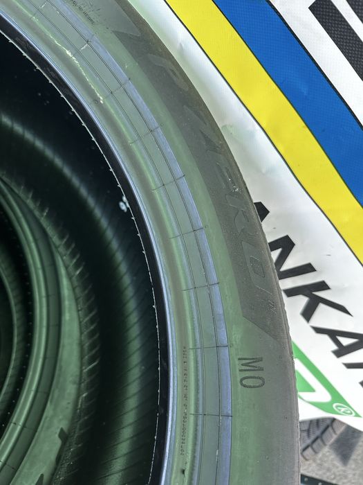 Set Complet 285/40 R22 106Y XL MO | 325/35 R22 110Y XL MO - Pirelli PZero Oferta