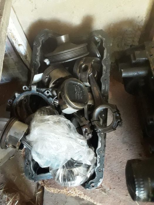 Двигатель автозапчасти Форд Скорпио