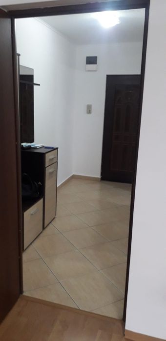 Inchiriez garsonieră