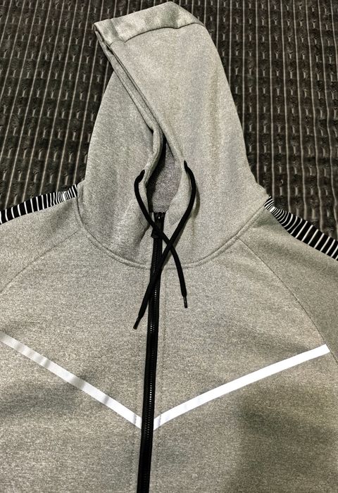 Мъжки Суичър Сив М-Размер [НОВО]