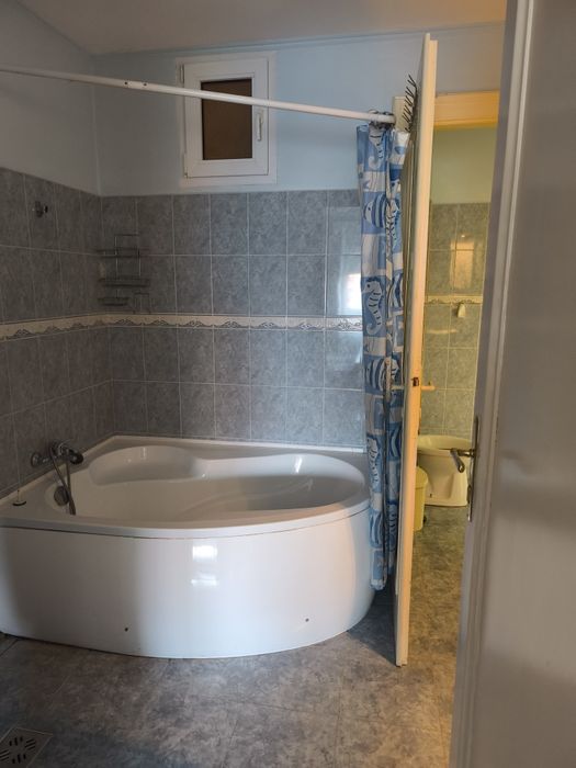 Închiriez apartament 2 camere, Zona Centrala