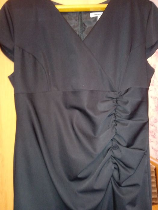 Платье футляр,черное,50-52