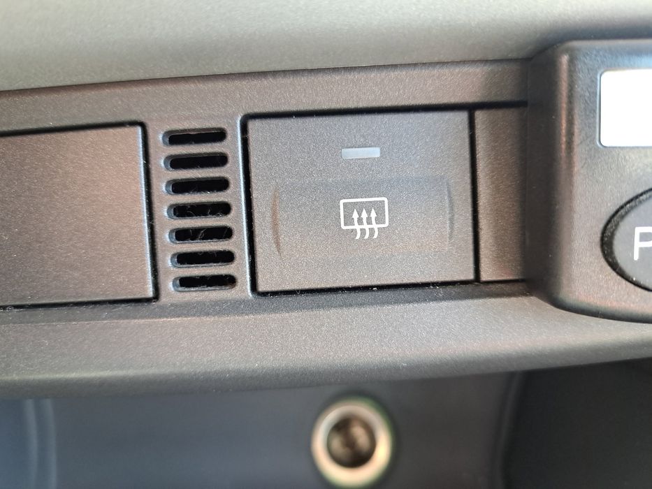 Buton dezaburire luneta Ford Focus 2 (DA) [Fabr 2004-2012] OEM