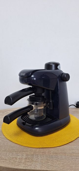 Esspresor cafea DeLonghi