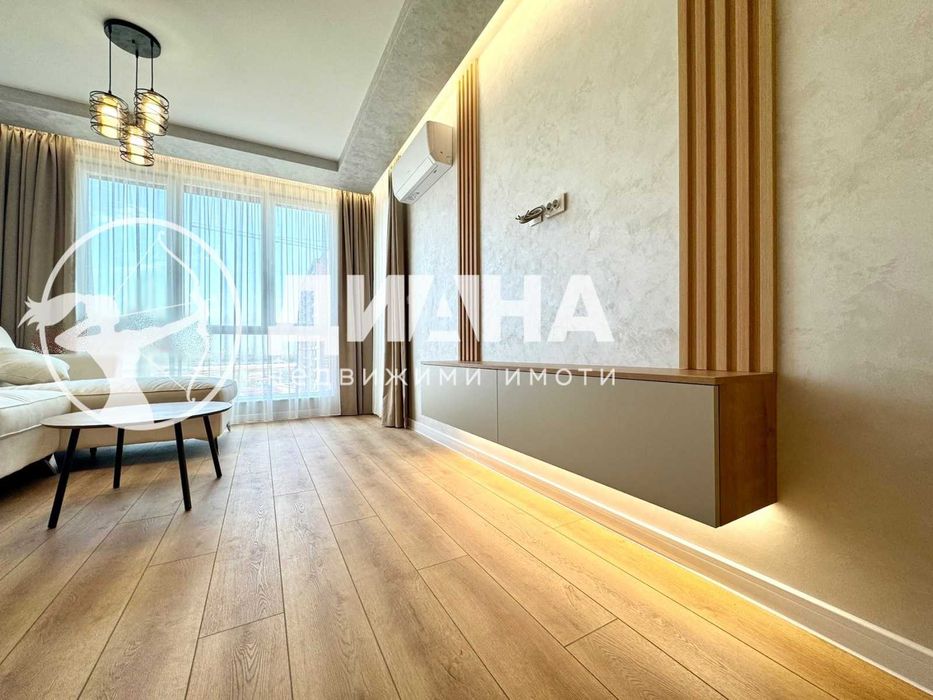 Продава се Двустаен апартамент в Пловдив, Гагарин - 74 кв.м за 1825 €/кв.м - Снимка #2