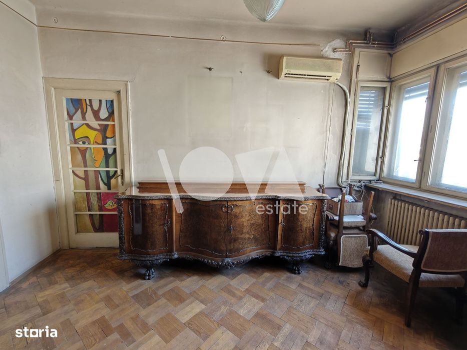 De vânzare apartament 3camere - str. Plantelor - central