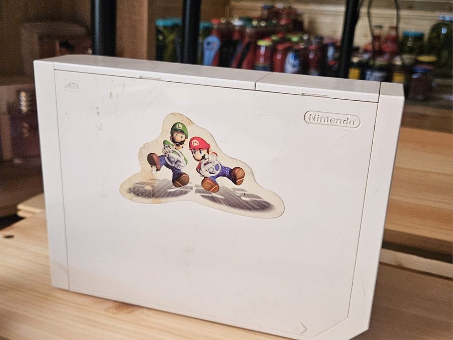 Consolă Nintendo Wii (modată)