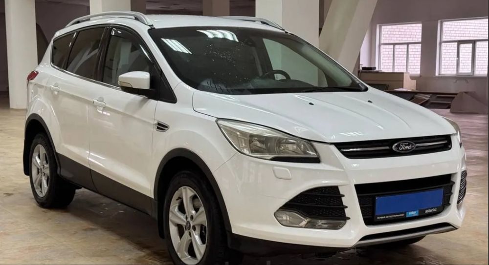 Продам кроссовер Форд куга 2014