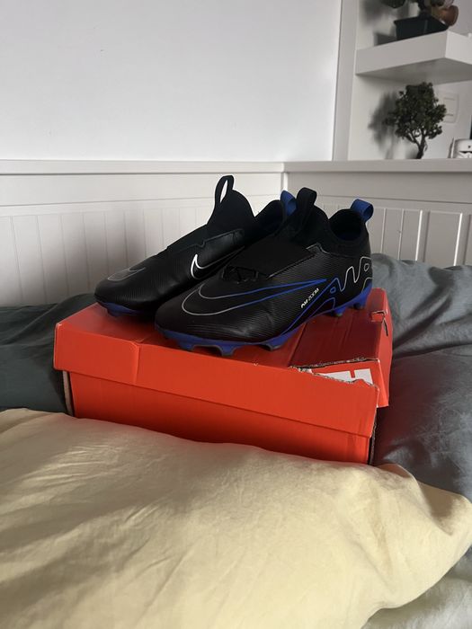 Ghete de fotbal Nike