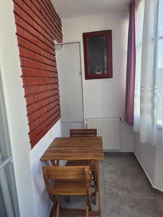 Închiriez apartament 2 camere zona centru