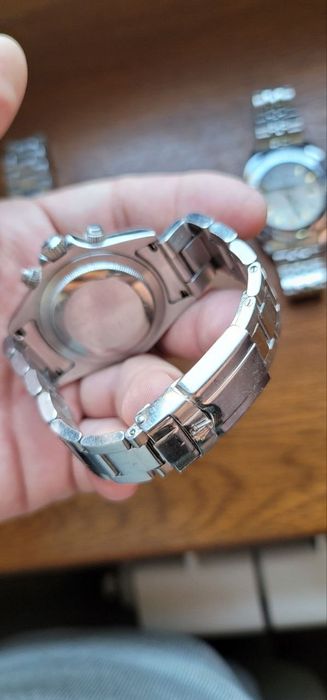 Мужской  часи механизмний