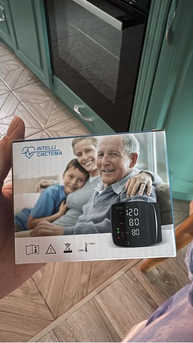 Тонометры электронные наручные 5500