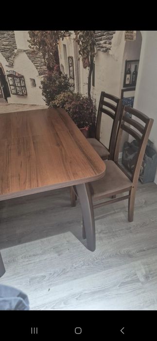 Продам стол и 4 стула