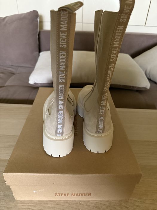 Steve Madden нови боти