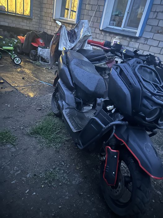 Продам скутер танк
