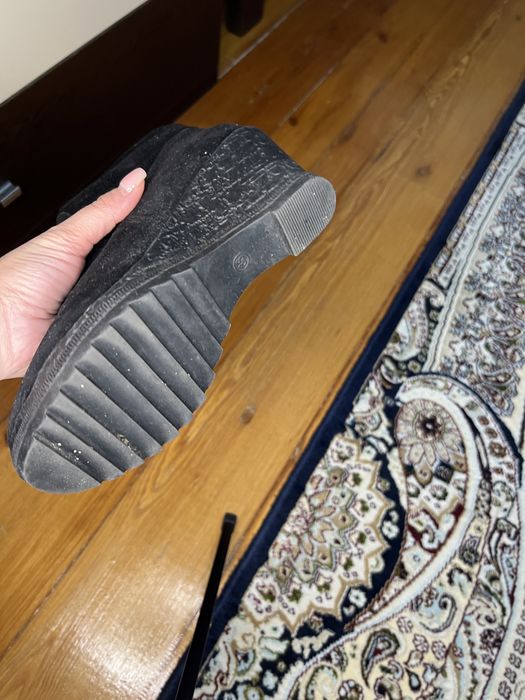 Продаются сапоги