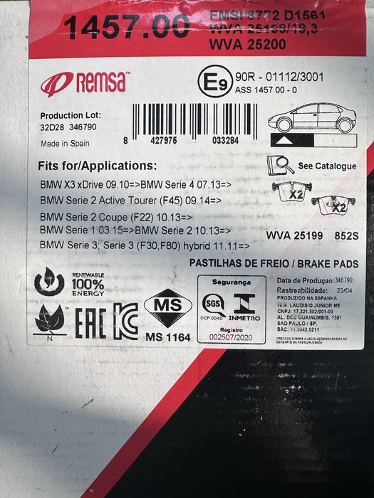 Продам передние колодки на BMW X3