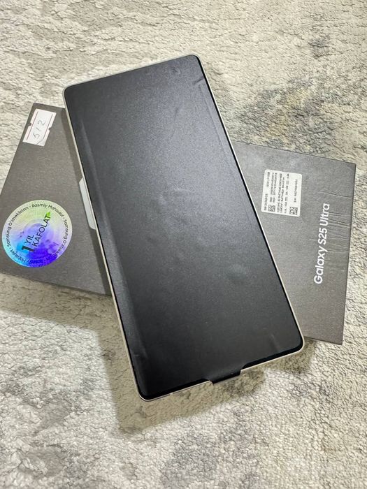 Samsung Galaxy S25 Ultra 512 ГБ — почти новый