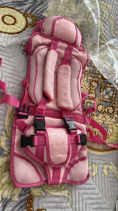 Новое автокресло безкаркасное