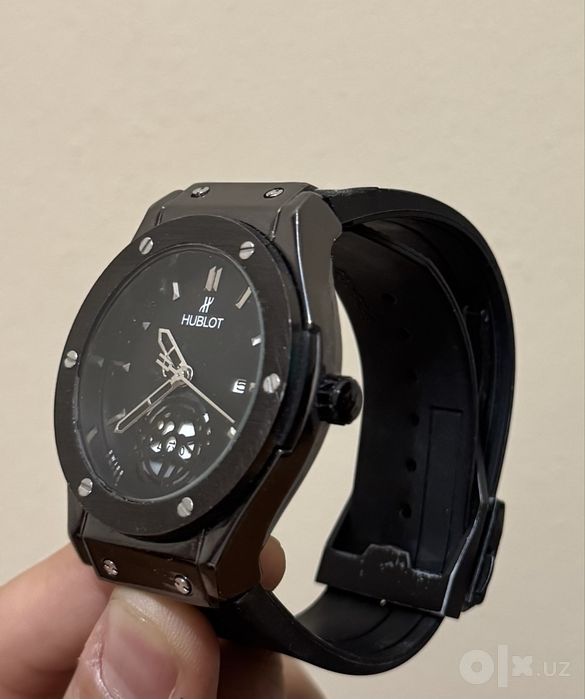 Часы HUBLOT, кварц. HUBLOT qo’l soati