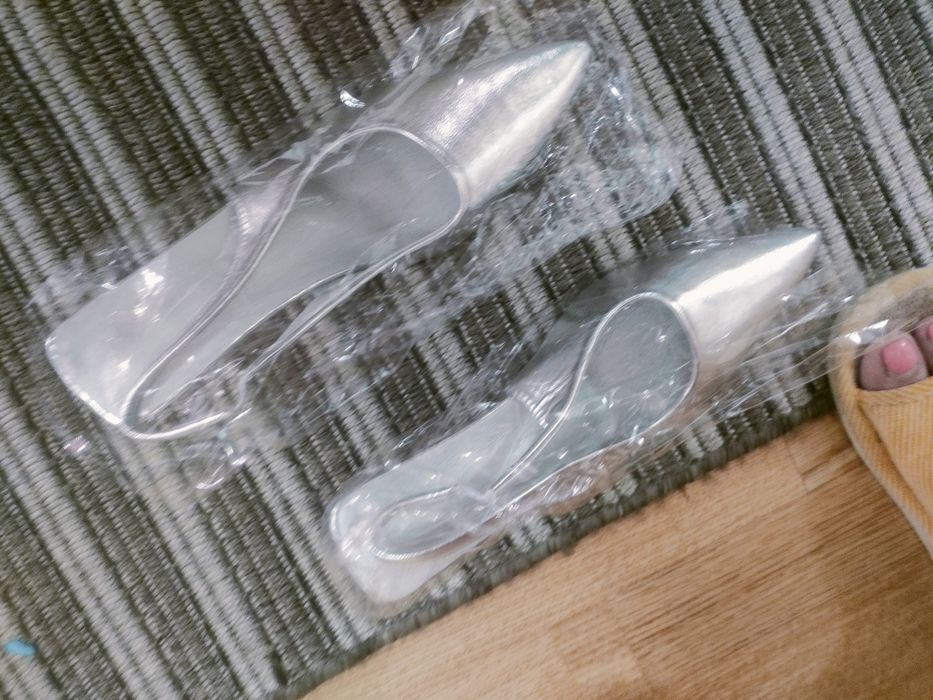 Туфли вечерние серебристые